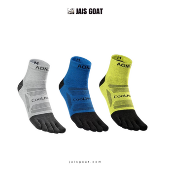 Set of three JAIS GOAT five-toed mid-calf running socks with breathable fabric and reinforced toe design.